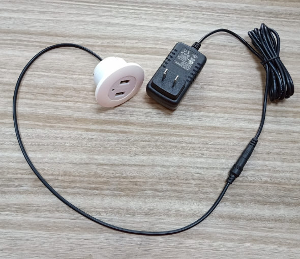 toma de corriente redonda round power outlet
