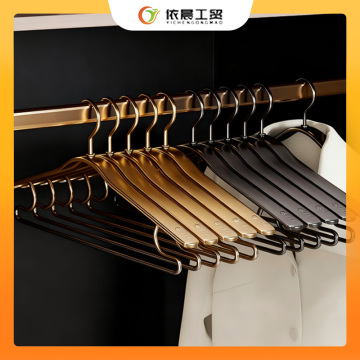 Wide-shoulder aluminum alloy hanger