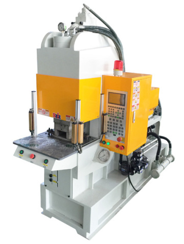 Plug customized injetion molding machine