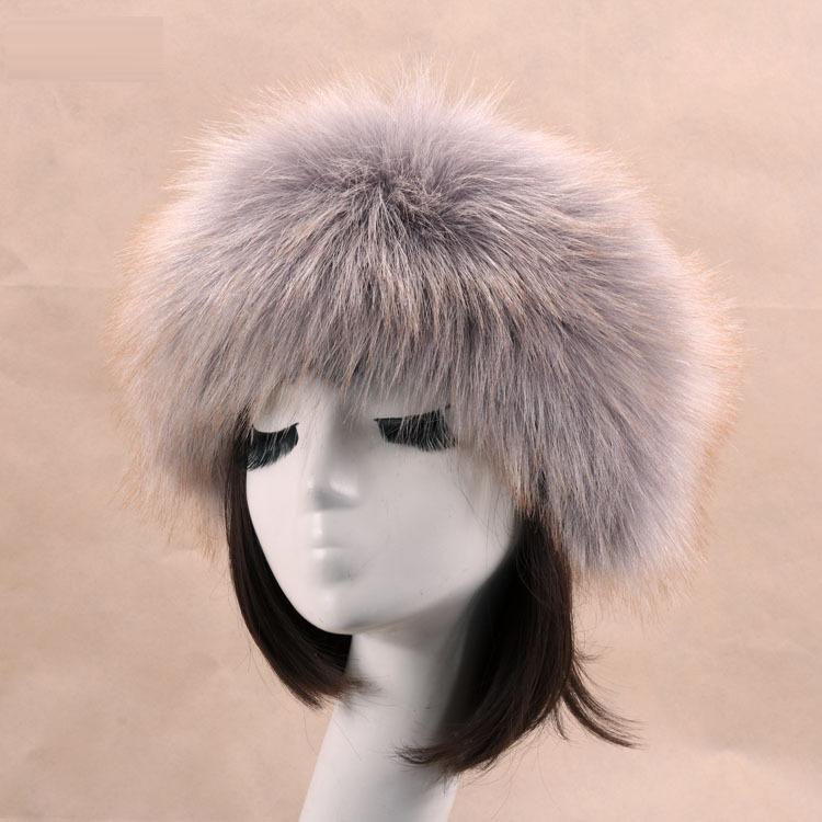 Autumnwinter fur beanie hat to keep warm