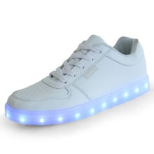 Wholesale Women LED Sneakers USB Charging Lights Shoes Leisure Shoes 2015
