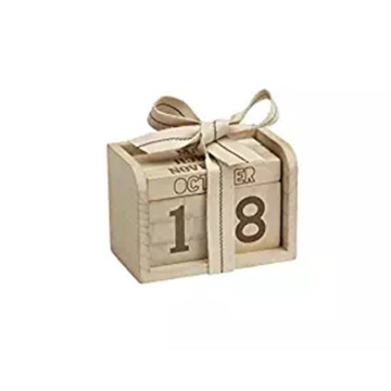 Sugarbooger Amazing Never-Ending Wooden Desktop Calendar