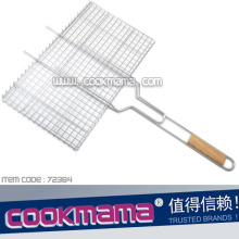 6-hamburger grilling basket with wood handle