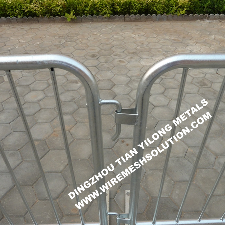 Crowd Control Barrier