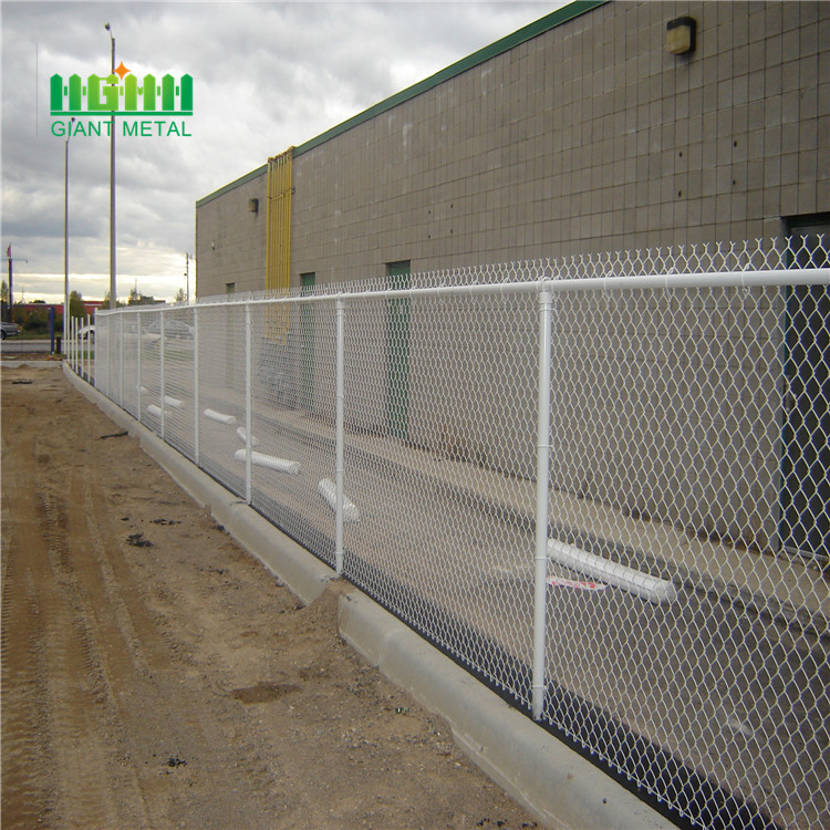 Chain link fence zinc coating