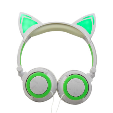 ファッショナブルなかわいい猫の耳の上の耳のヘッドフォン