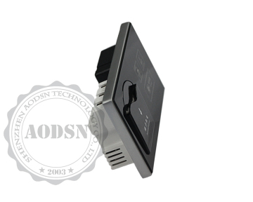 Electric 2 pin and 3 pin socket with wall switch