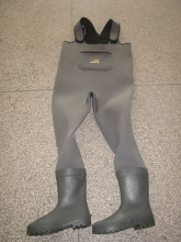 Top quality nice design neoprene rubber fishing suit