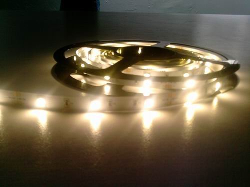 led strip usa 5050 smd 300leds/m dc12v 14.4w/m