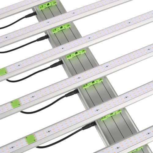 640 W: n LED-kasvuvalo sisäkasveille