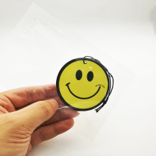 Customizable Long-Lasting Aromatic Gel Air Fresheners for Cars