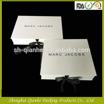 Manufacture paper packaging box for gift with ribbon