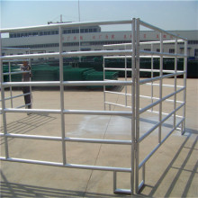 Galvanized round pen panels