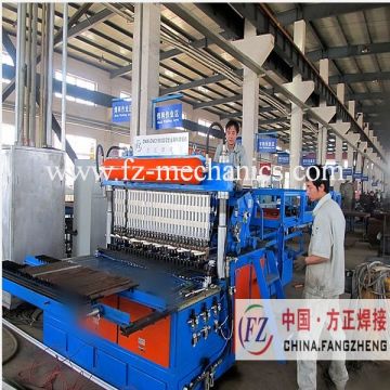 Mesh panel welding machine