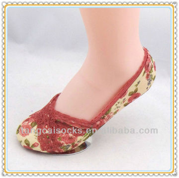 Hot sell women lace invisible socks boat socks dance socks