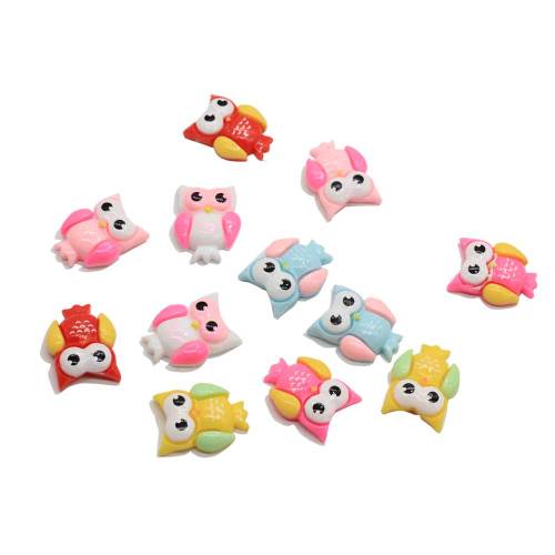 Vente chaude mignon Mini résine colorée hibou forme 100 pièces flatback charmes 100 pièces assez bon marché en vrac Cabochons pour autocollants de bricolage