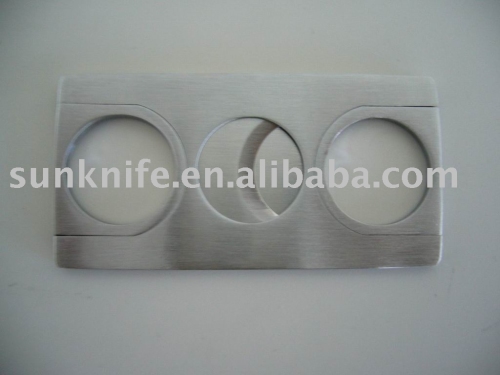 cigar cutter without rivet