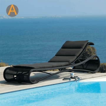 Wave Rattan Outdoor Patio Sun Lounger Reclining Beach Sun Bed