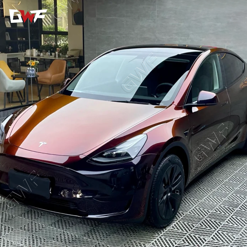 Película de protección de automóvil rojo de color rojo y encantador que fluye