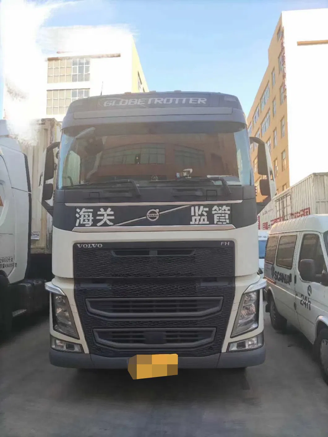 2015 Euro 4 Volvo Used Truck Cargo Truck Fh 460 6X4 Tractor Truck for Sale