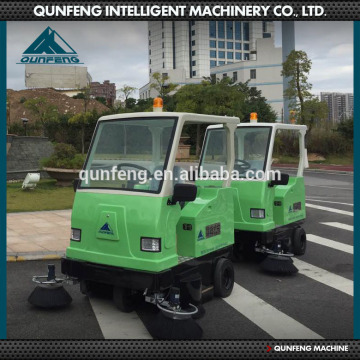 High efficiency non-toxic electric mini road sweeper