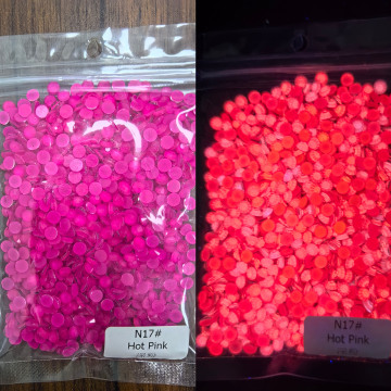 UV Glow Hot Pink Crystal Glass Flatback Rhinestones