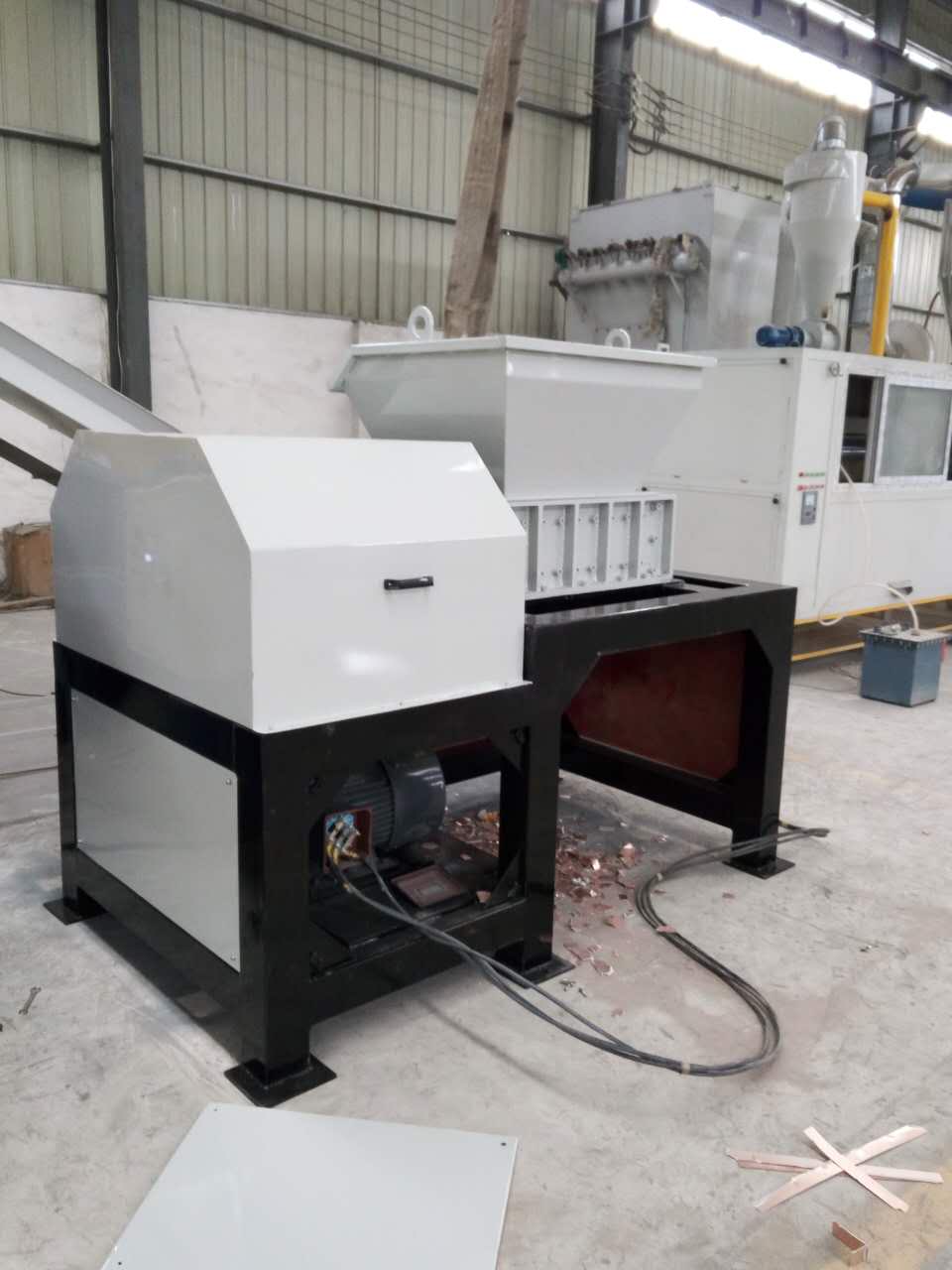 plastic shredder and crusher