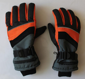 Electric lithium battery heated therapy gloves