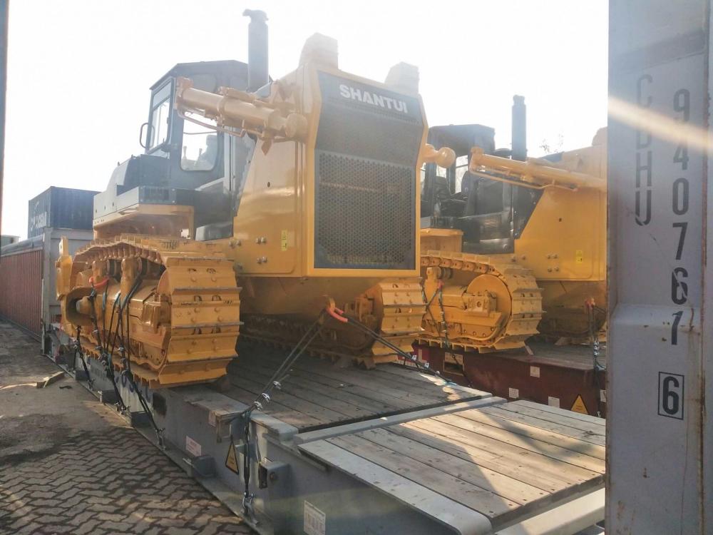 Bulldozer sur chenilles SD32 pour le défrichement des machines minières