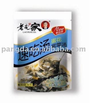 Istant soup egg and seaweed soup