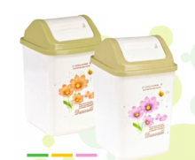 Plastic Bathroom Trash Bin