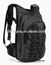 Outdoor Hydration Pack with 2.5L hydration bladder