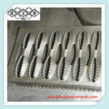 Metal Perforated Safety Grating Supplier Huijin, Perforated Metal