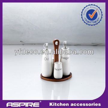 spice shaker set,oil vinegar dispenser