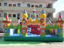 Amusement Park Inflatable Moonwalks With Waterproof / Fire Retardant