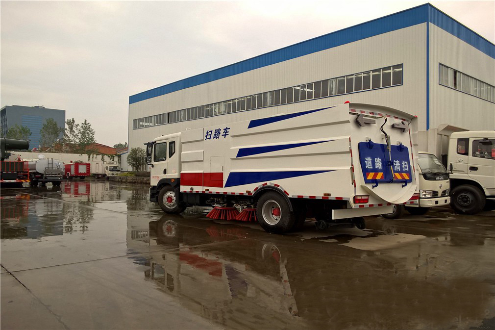 truck mounted sweepers 3