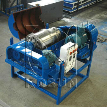 Drilling fluids circulation decanting centrifuge
