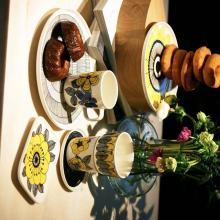 Sunflower Art Cups: Yellow Rose Inspired Tableware