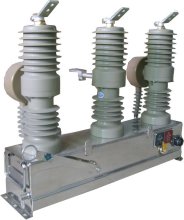 Pole switchgear