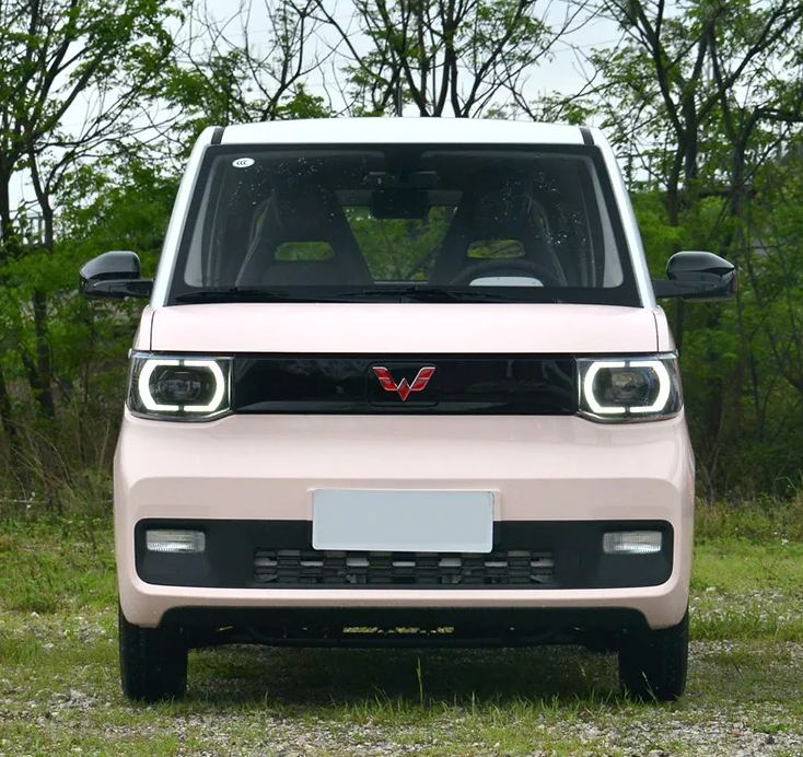 Wuling Yellow Mini Evcar New Cheapest Electric Car and Vehicle Certificated Chinese Factory