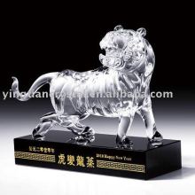 Sculpture crystal tiger