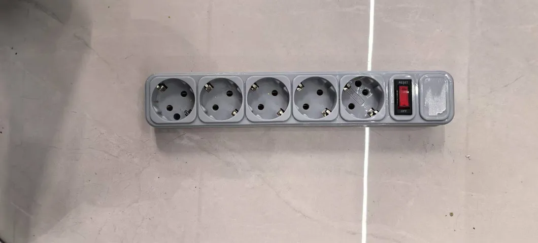 Hot Sell 5 Gang Group Sockets with Surge Protector for Ukraine or Russian European Countries