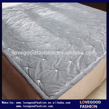 Fancy Patchwork Quilted Luxury Wholesale Pleuche Bedspreads