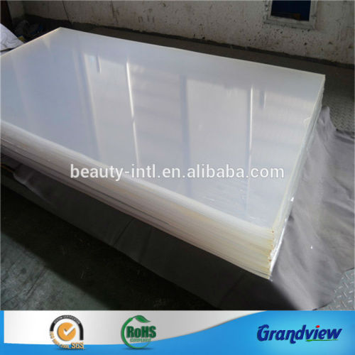 translucent organic glass sheets