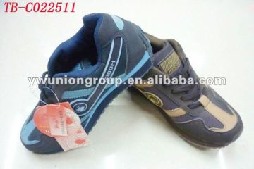 waman stock sports shoes