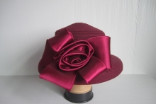 Women's Wool Fabric Hats Trimmed with Flower