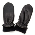 Lederhandschuhe voller Faust