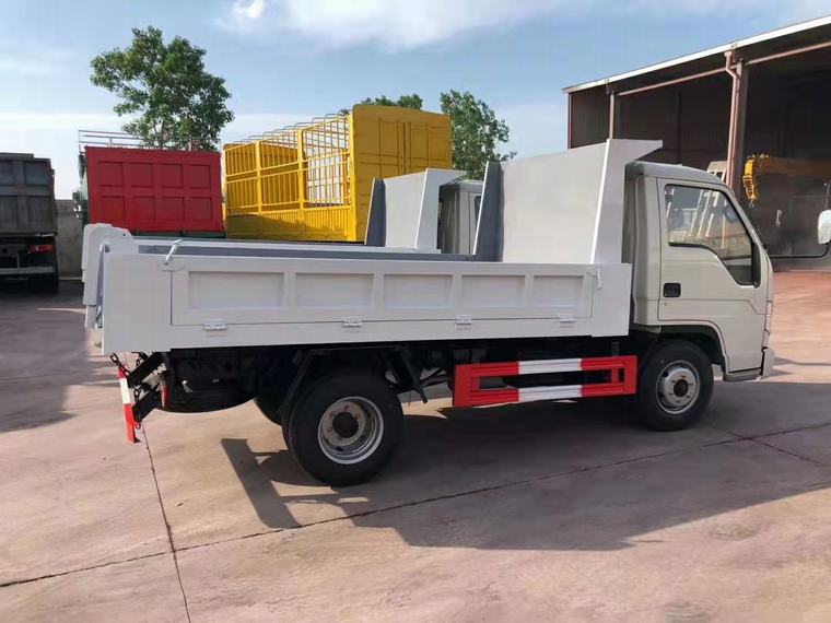 شاحنة دامبر تستخدم Tiper Truck Dump Truck Tipper