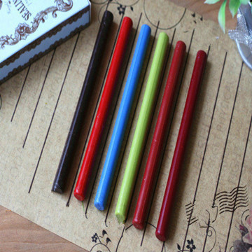 Wickless low temperature gun sealing wax sticks