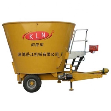 TMR Cattle Feed Mixer Wagon
